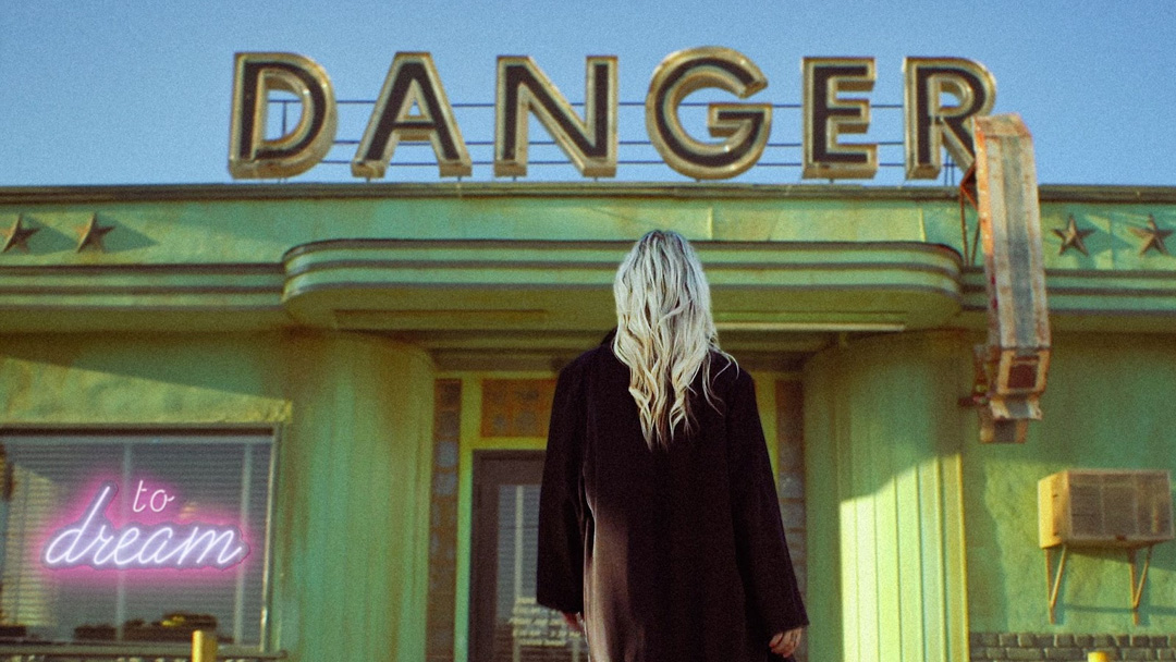 Kandle Releases Tarantino-Inspired Music Video For New Single “Danger to Dream”