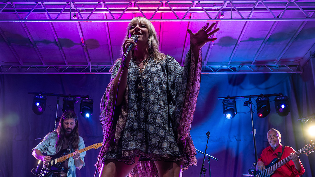 Miss Emily Live @ Kingston’s Market Square